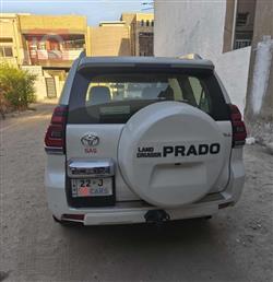 تويوتا لاندكروزر برادو